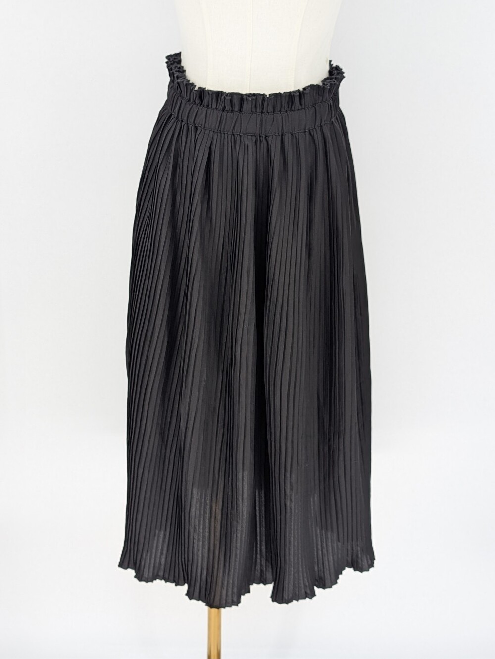 Hunter Dixon Black Pleated Midi Skirt | Size S | Elastic Waistband Lined